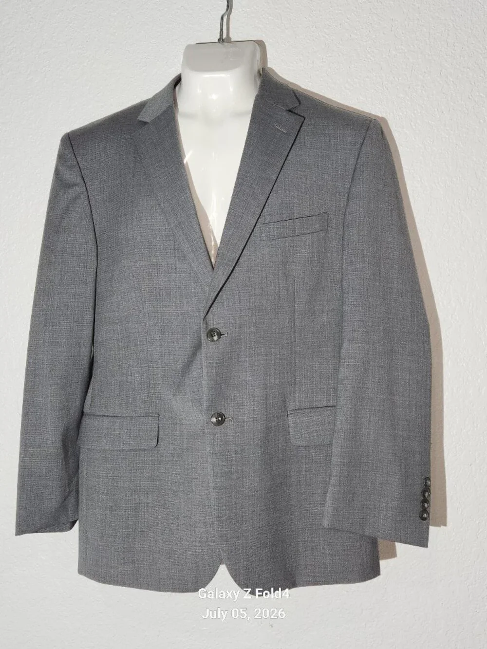 Jos. A. Bank Gray Men's Two-Button Suit Jacket And Pants. 1905 Collection